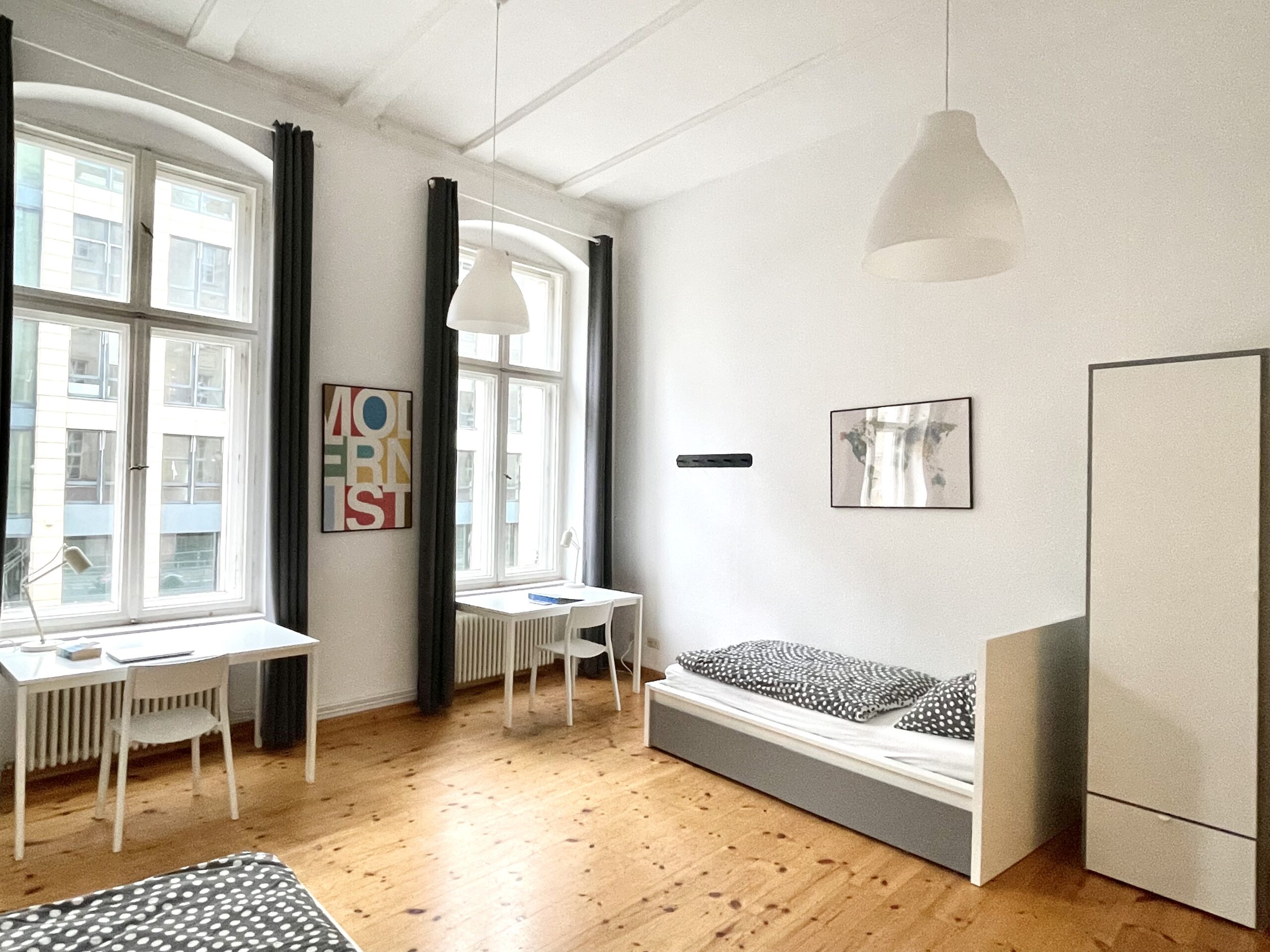 Shared Apartment (5)