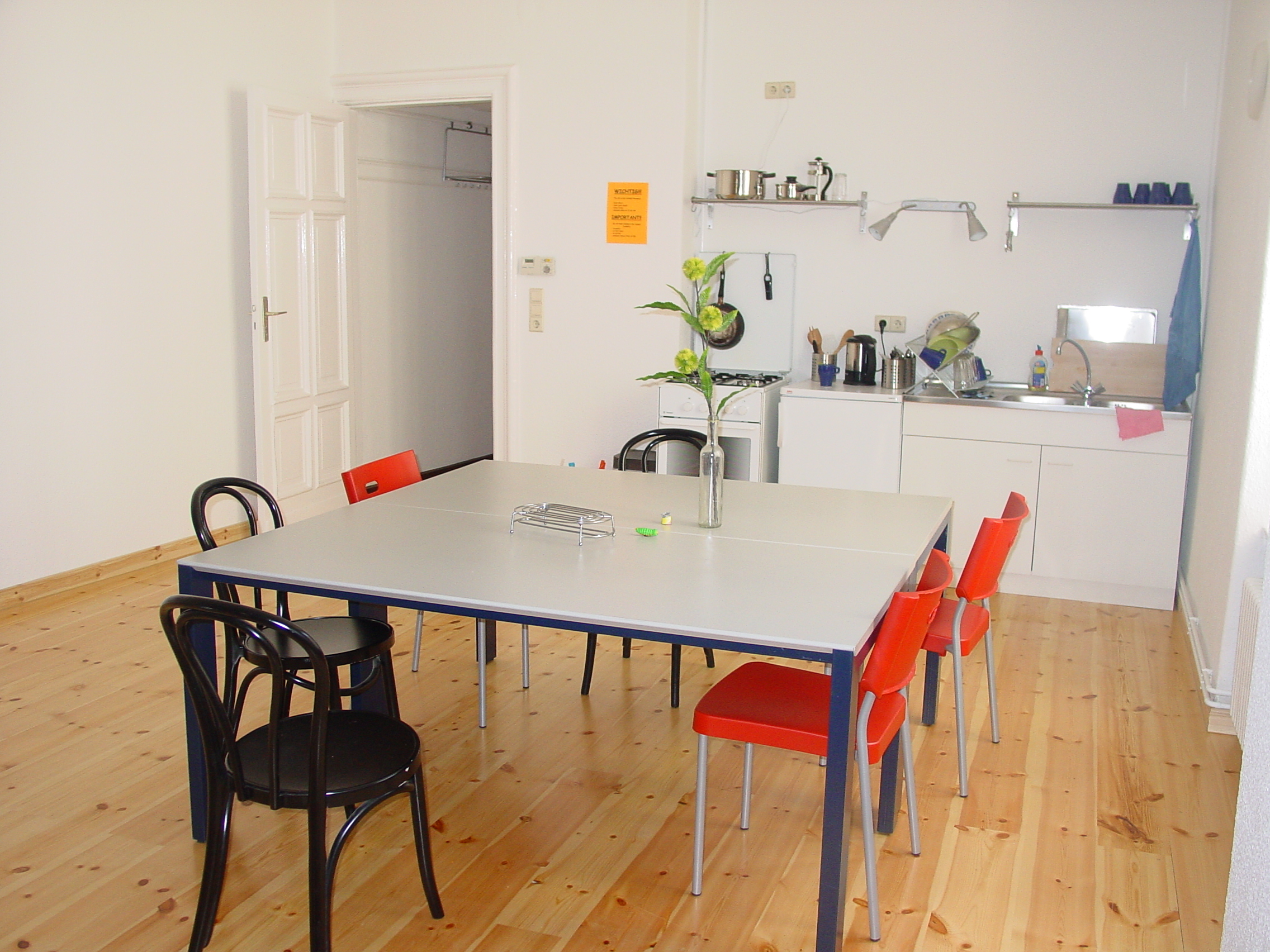 Shared Apartment PLUS1