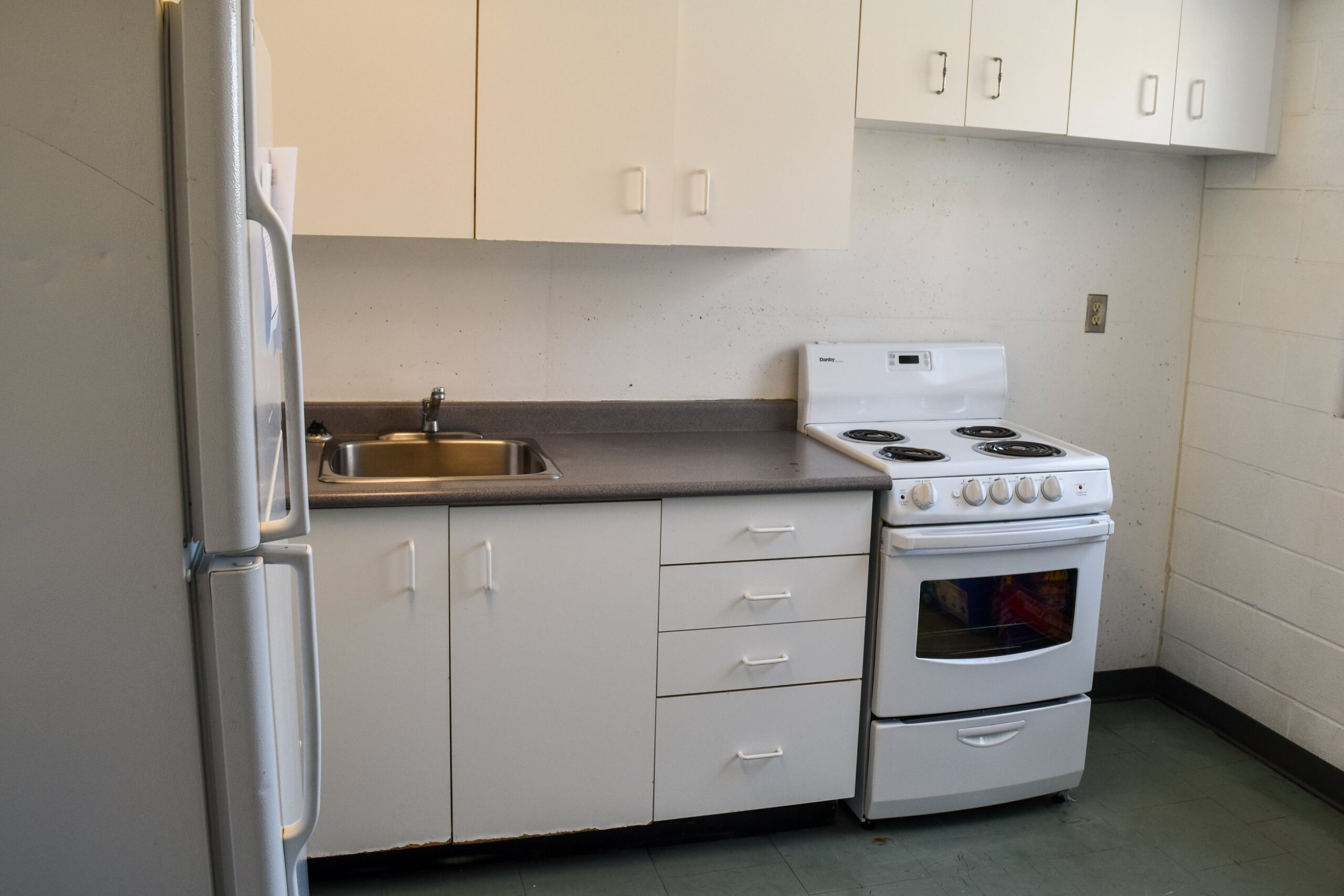 PIT - Lounge Kitchen