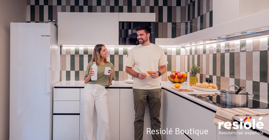 Resiole_Boutique2_921x480